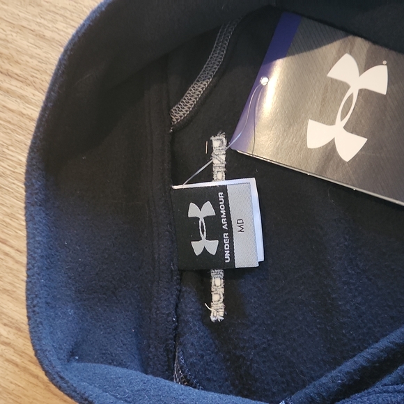 *NWT* Under Armour fleece top - Picture 6 of 10